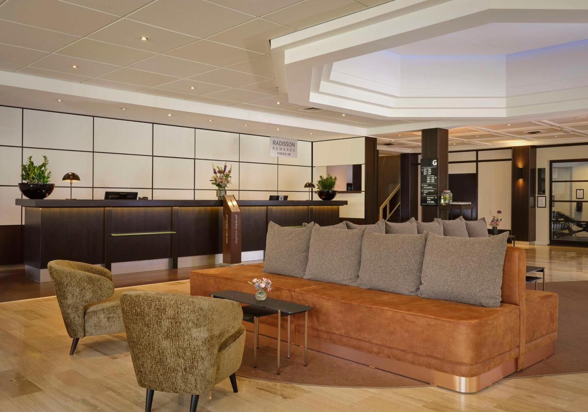 Park Plaza Eindhoven Hotel Exterior photo
